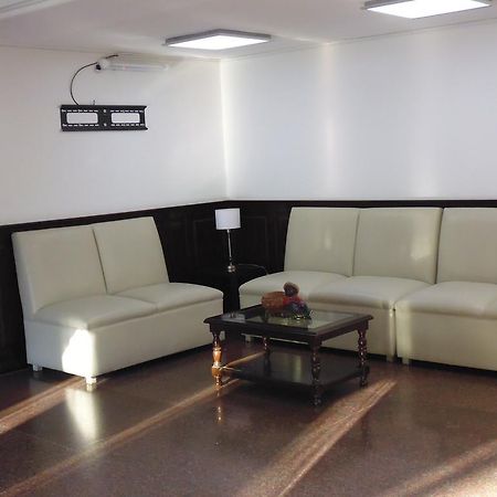 Victoria Plaza Hotel Салта Екстериор снимка