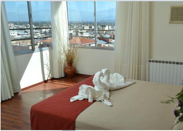Victoria Plaza Hotel Салта Екстериор снимка