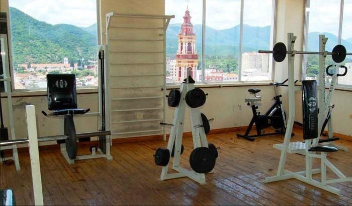 Victoria Plaza Hotel Салта Екстериор снимка